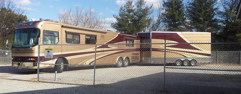 Toy hauler